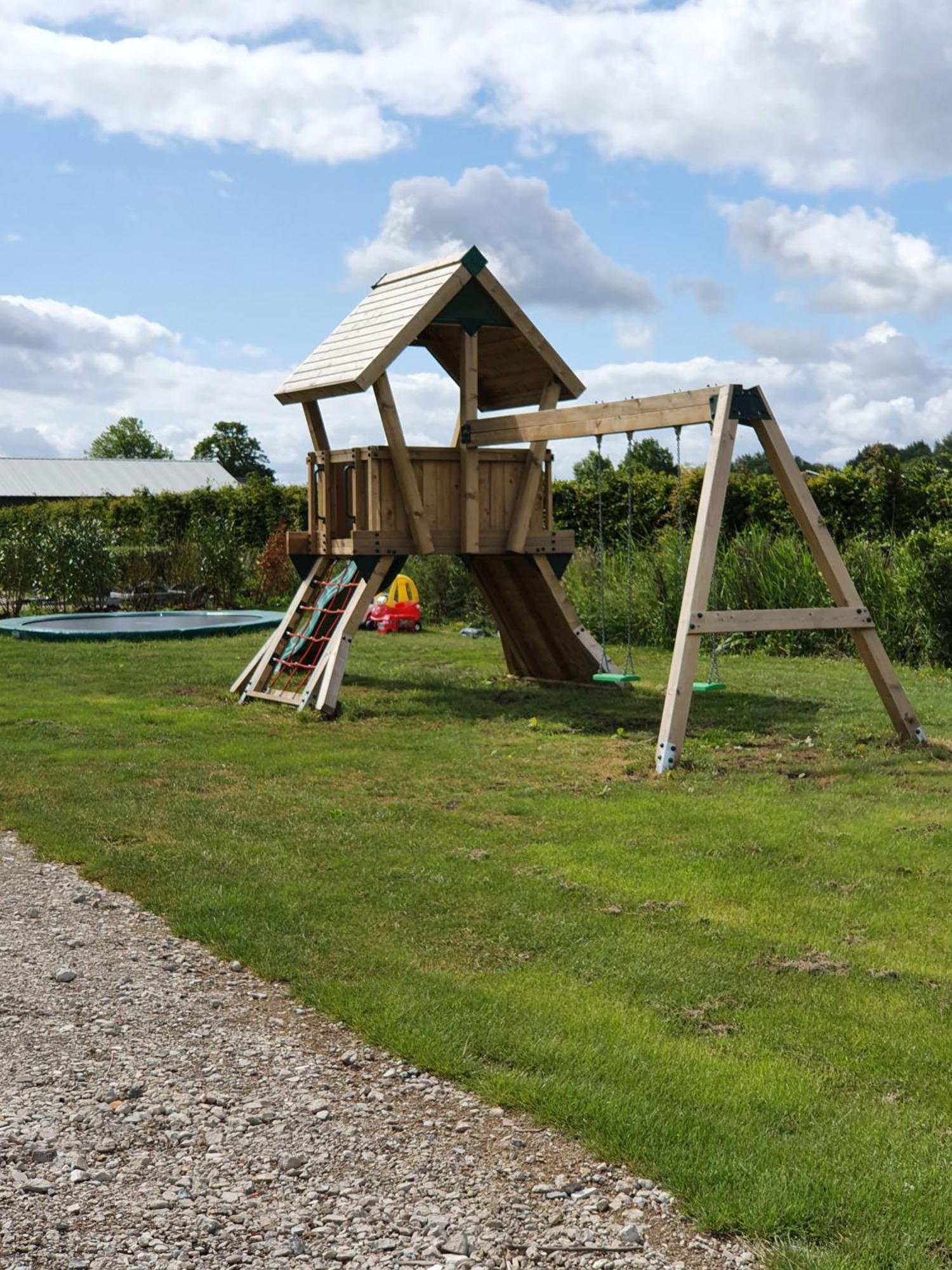 Camping De Oude Rijn Ter Aar Exteriör bild