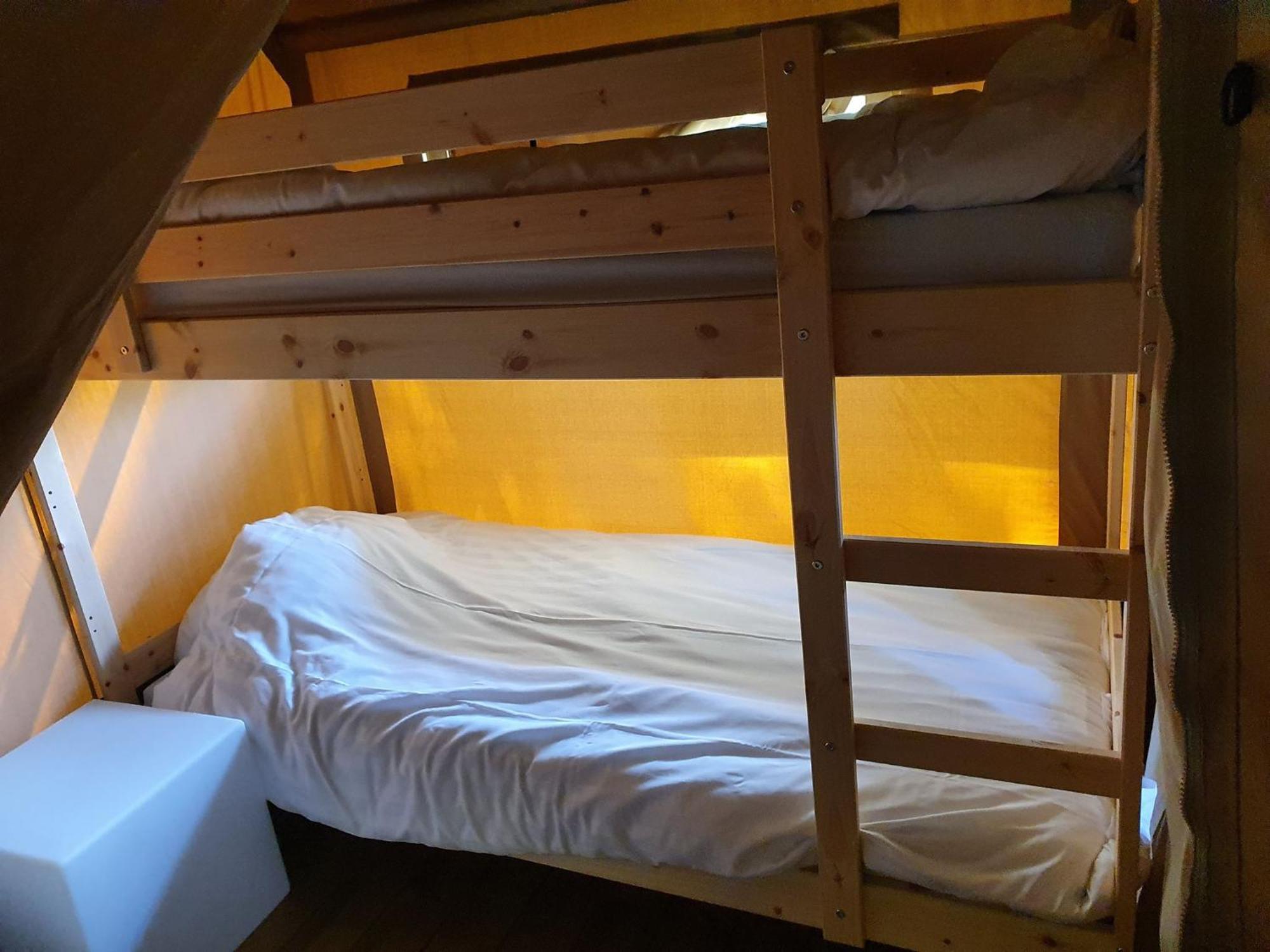 Camping De Oude Rijn Ter Aar Rum bild